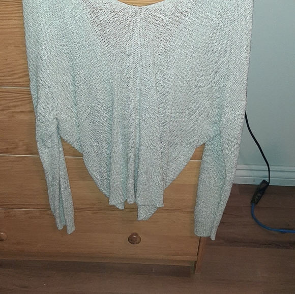 Top - Picture 2 of 2